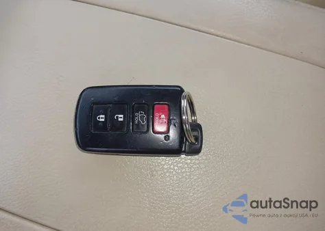 2018 Toyota Highlander Limited z USA, uszkodzony, nr VIN 5TDYZRFH1JS238884